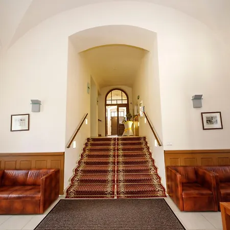 Zámek Hotel
