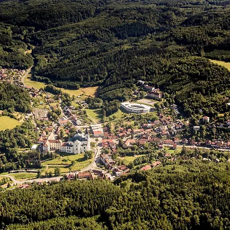 Zámek 3*