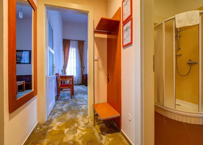 Otel Zamek 3*