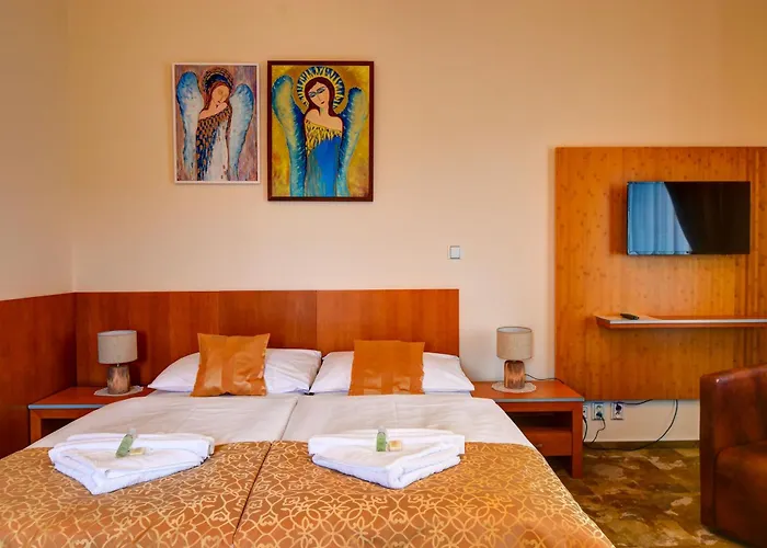 Hotell Zamek Křtiny