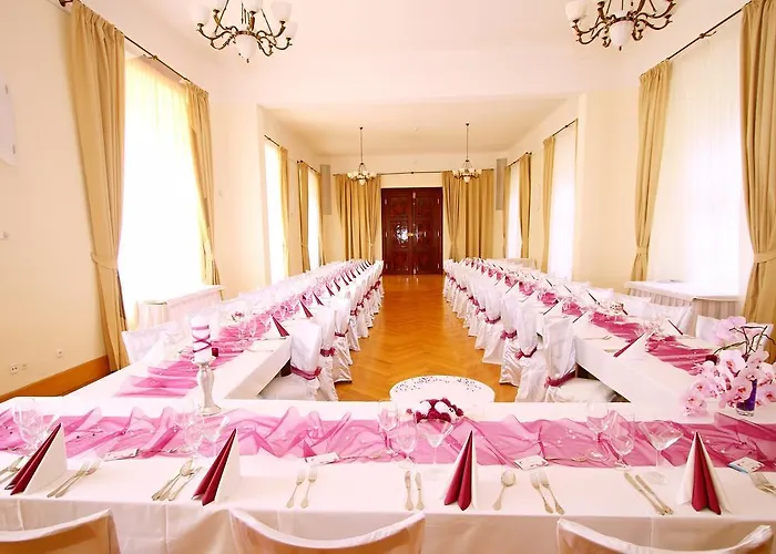 Zamek 3* Křtiny